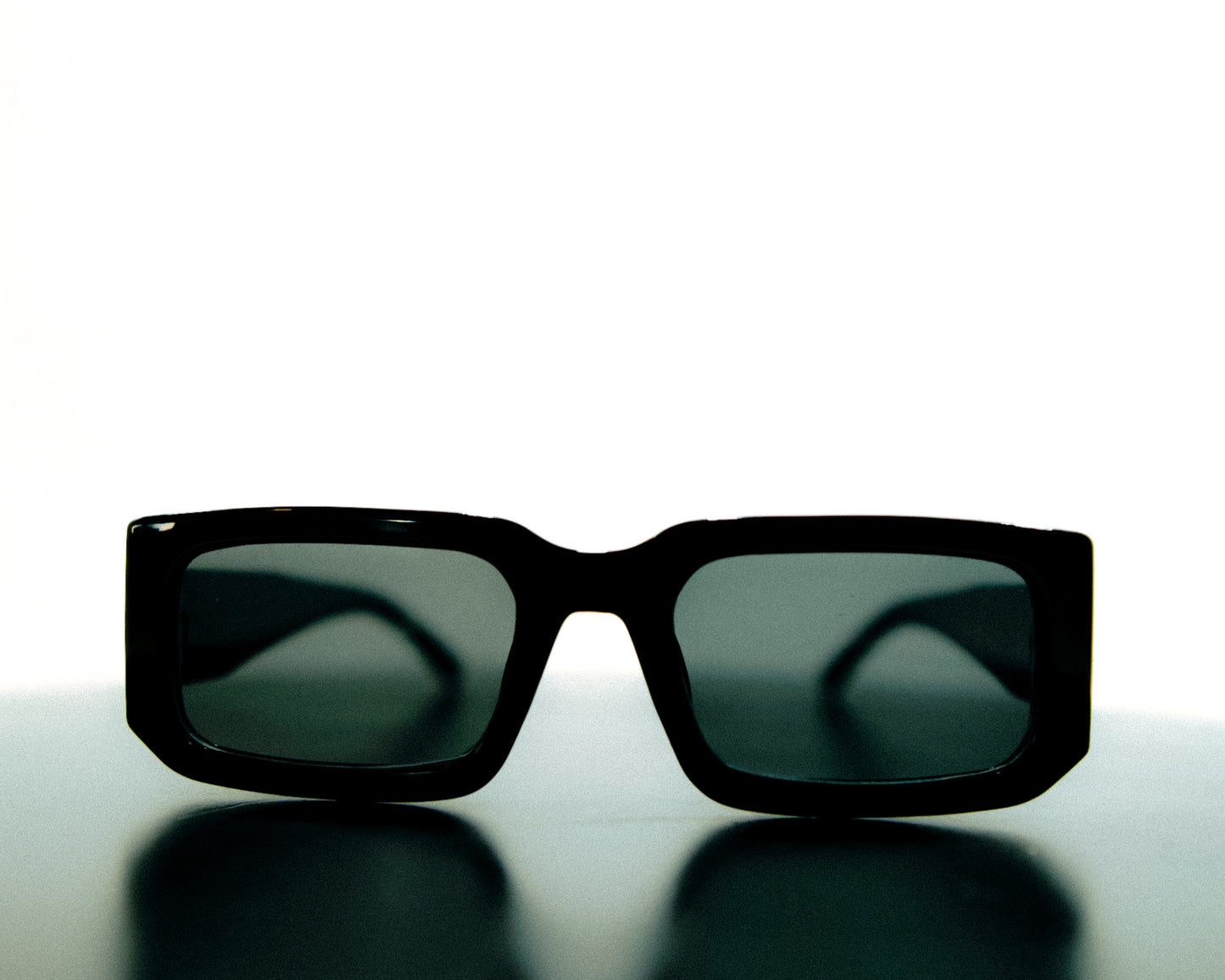 Center of attention Sunglasses